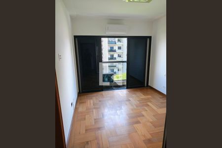 Apartamento para alugar com 4 quartos, 250m² em Indianópolis, São Paulo