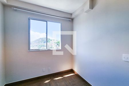 Quarto 1 de apartamento para alugar com 2 quartos, 38m² em Santo Cristo, Rio de Janeiro
