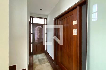 Hall de entrada de apartamento à venda com 5 quartos, 382m² em Santo Agostinho, Belo Horizonte