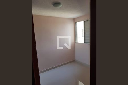 Quarto de apartamento à venda com 3 quartos, 63m² em Parque Sao Vicente, Santo André