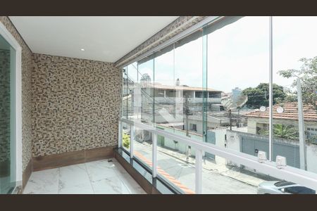 Varanda da Suíte 1 de casa para alugar com 4 quartos, 200m² em Vila Isolina Mazzei, São Paulo
