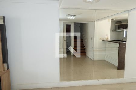 Sala de casa de condomínio para alugar com 2 quartos, 170m² em Jardim Itu, Porto Alegre