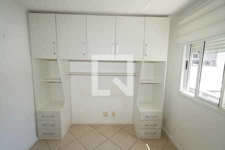 Quarto 2 de casa de condomínio para alugar com 2 quartos, 170m² em Jardim Itu, Porto Alegre