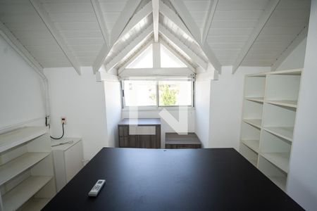 Quarto 3 de casa de condomínio para alugar com 2 quartos, 170m² em Jardim Itu, Porto Alegre