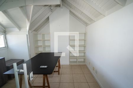 Quarto 3 de casa de condomínio para alugar com 2 quartos, 170m² em Jardim Itu, Porto Alegre