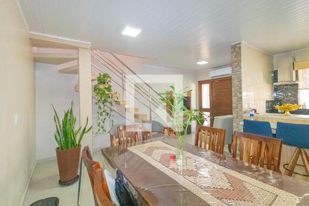 Sala de casa à venda com 2 quartos, 170m² em Harmonia, Canoas