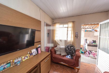 Sala de casa à venda com 4 quartos, 200m² em Jardim Gonzaga, São Paulo