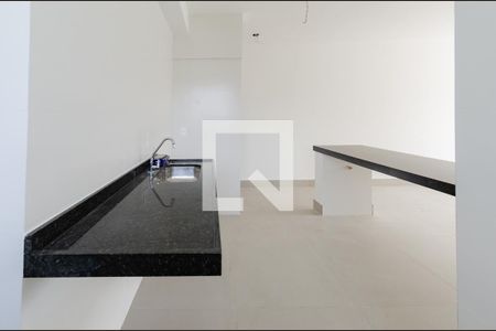 Cozinha de apartamento à venda com 2 quartos, 64m² em Buritis, Belo Horizonte