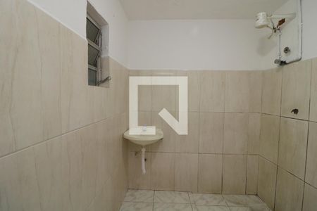 Banheiro de casa para alugar com 1 quarto, 49m² em Vila Ema, São Paulo