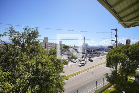 Quarto 1 - Vista de apartamento para alugar com 3 quartos, 80m² em Capoeiras, Florianópolis