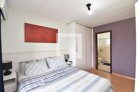 Suíte de casa de condomínio para alugar com 3 quartos, 110m² em Bairro Alto, Curitiba