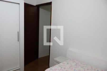 Suíte da casa térrea de casa à venda com 4 quartos, 199m² em Vila Alzira, São Paulo
