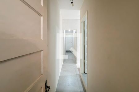 Corredor - Piso Superior de casa para alugar com 3 quartos, 234m² em Vila Monumento, São Paulo