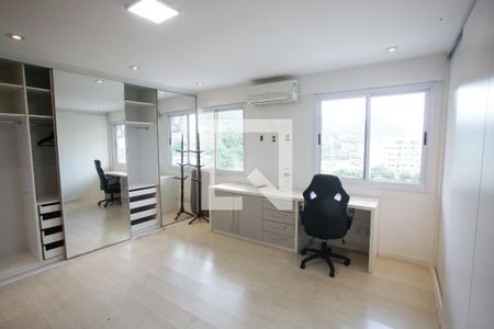 Quarto Suíte de apartamento para alugar com 3 quartos, 213m² em Freguesia (jacarepaguá), Rio de Janeiro