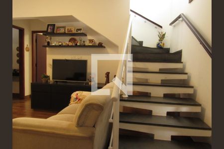 Sala de casa à venda com 4 quartos, 220m² em Jardim Guadalupe, Osasco