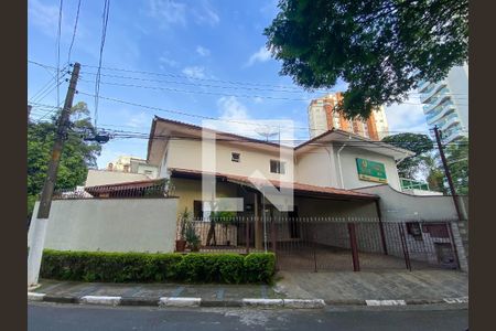 Fachada de casa à venda com 4 quartos, 220m² em Jardim Guadalupe, Osasco