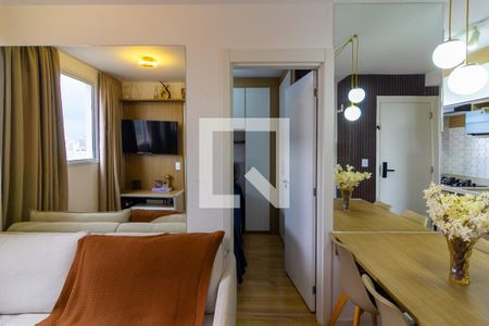 Sala de apartamento para alugar com 2 quartos, 37m² em Vila Inglesa, São Paulo