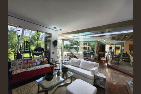 Casa de Condomínio à venda com 4 quartos, 600m² em Jacarepaguá, Rio de Janeiro