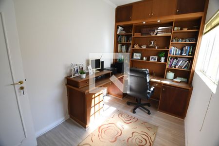 Escritório de casa à venda com 4 quartos, 269m² em Chácara Primavera, Campinas