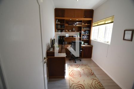 Escritório de casa à venda com 4 quartos, 269m² em Chácara Primavera, Campinas