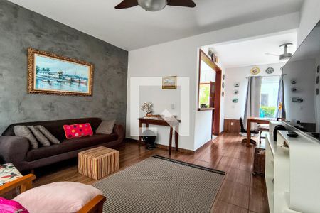 Casa à venda com 8 quartos, 406m² em Pechincha, Rio de Janeiro