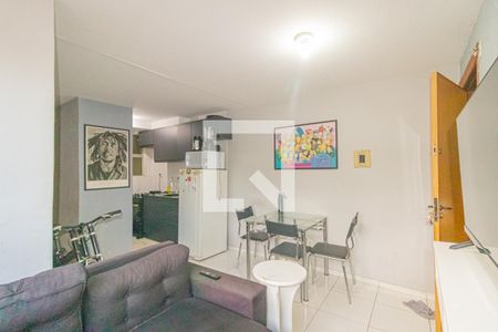 Sala de apartamento para alugar com 2 quartos, 40m² em Olaria, Canoas