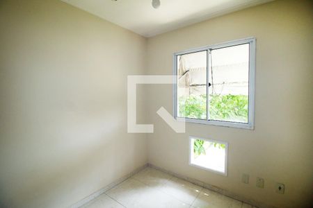 Quarto 2 de apartamento para alugar com 3 quartos, 69m² em Irajá, Rio de Janeiro