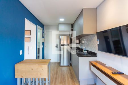 Sala e Cozinha  de apartamento para alugar com 1 quarto, 24m² em Bonfim, Osasco