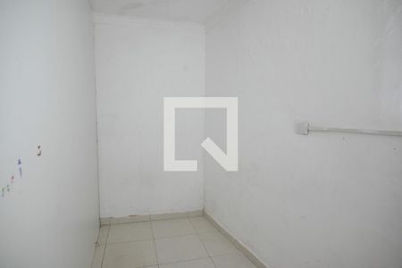 Closet de casa para alugar com 1 quarto, 80m² em Vila Liviero, São Paulo