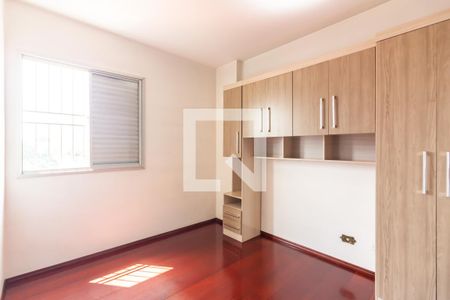 Quarto 2 de apartamento para alugar com 2 quartos, 43m² em Centro, Osasco