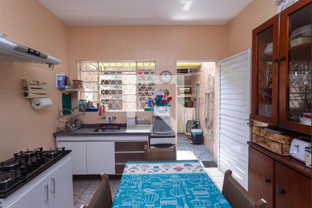 Cozinha de casa para alugar com 2 quartos, 80m² em Alto da Lapa, São Paulo