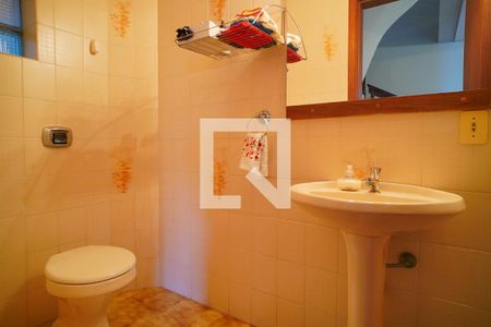 Lavabo  de casa à venda com 3 quartos, 334m² em Petrópolis, Porto Alegre