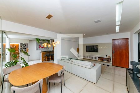 Sala de apartamento à venda com 3 quartos, 135m² em Buritis, Belo Horizonte