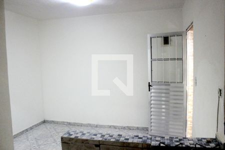 Sala  de casa para alugar com 2 quartos, 54m² em Parque Santo Antonio, Guarulhos