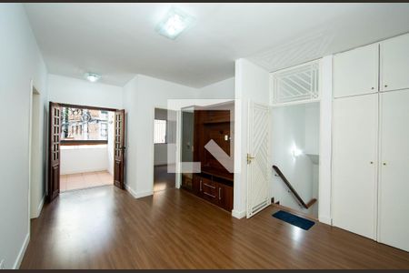 SALA de casa à venda com 6 quartos, 480m² em Santa Lúcia, Belo Horizonte