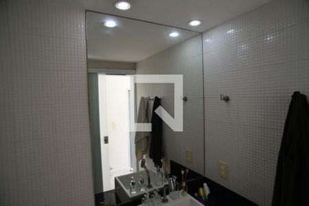 Área Externa - Banheiro e Sauna de casa de condomínio para alugar com 5 quartos, 600m² em Itanhangá, Rio de Janeiro