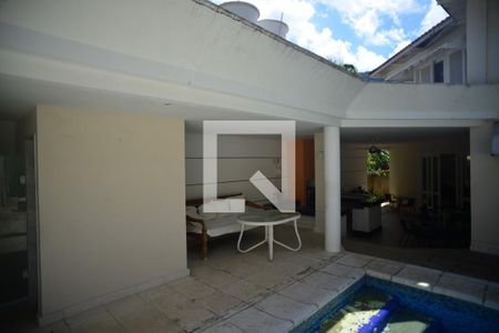 Área Externa - Espaço Gourmet de casa de condomínio para alugar com 5 quartos, 600m² em Itanhangá, Rio de Janeiro