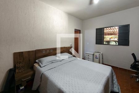 Suíte de casa à venda com 3 quartos, 87m² em Conjunto Habitacional Parque da Floresta, Campinas