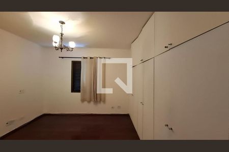 Quarto de apartamento para alugar com 3 quartos, 150m² em Real Parque, São Paulo