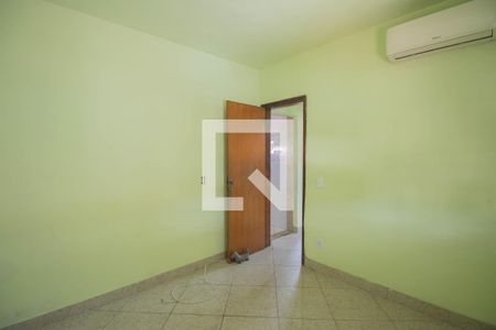 Quarto 2 de apartamento para alugar com 2 quartos, 58m² em Mutua, São Gonçalo