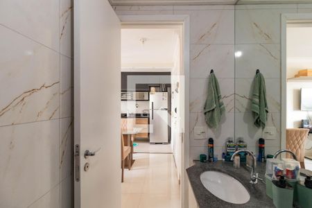 Banheiro de apartamento à venda com 1 quarto, 32m² em Água Branca, São Paulo