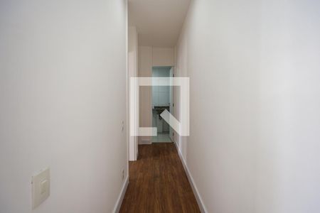 Corredor de apartamento à venda com 2 quartos, 50m² em Jardim Vazani, São Paulo