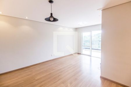 Sala de apartamento para alugar com 3 quartos, 87m² em Jardim Tupanci, Barueri