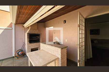 Casa para alugar com 3 quartos, 237m² em Jardim Santa Teresa, Jundiaí