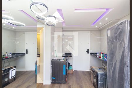 Sala/Cozinha de apartamento para alugar com 2 quartos, 34m² em Vila Carmosina, São Paulo