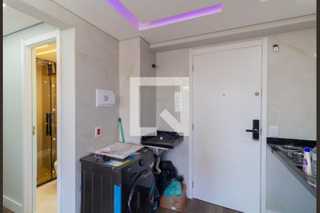 Sala/Cozinha de apartamento para alugar com 2 quartos, 34m² em Vila Carmosina, São Paulo