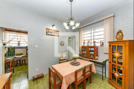 Sala 2 de casa à venda com 2 quartos, 133m² em Carlos Prates, Belo Horizonte