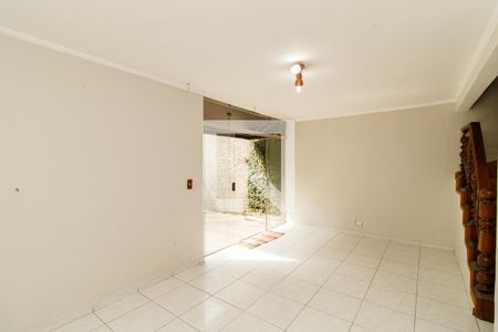 Casa para alugar com 3 quartos, 114m² em Guapira, São Paulo