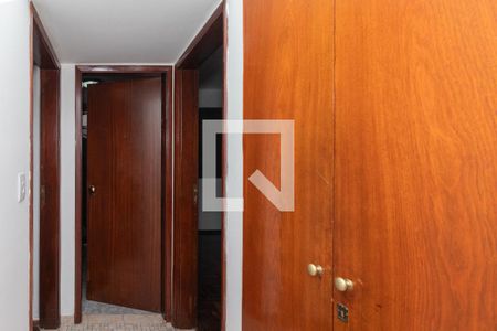 Corredor de apartamento para alugar com 4 quartos, 156m² em Perdizes, São Paulo