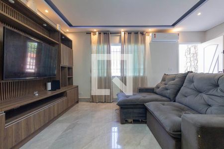 Sala de casa à venda com 3 quartos, 138m² em Vila Talarico, São Paulo